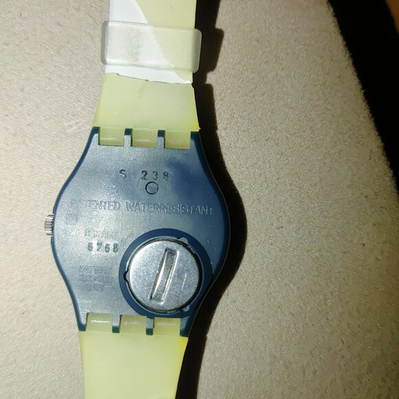 Swatch Originals Gent Blue Multicolor Abstract Design Watch READ - Picture 11 of 13